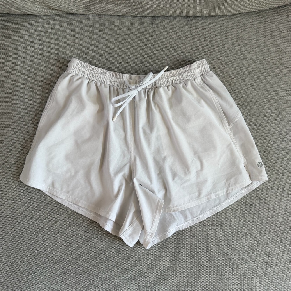 lululemon Pace Rival Shorts - White - Size 10